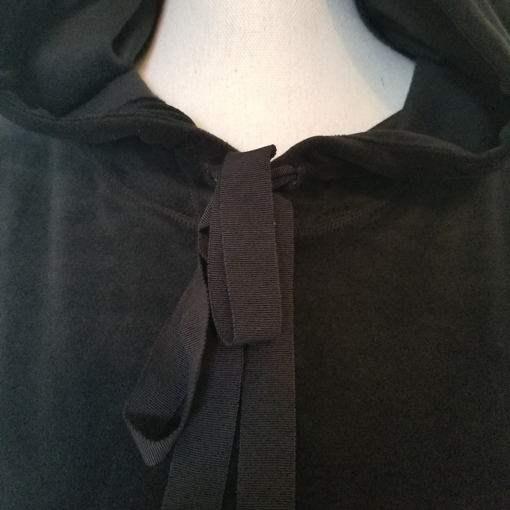 Max Studio Women’s Black Hooded Velour Pullover Plush Lounge Casual M - Picture 6 of 8